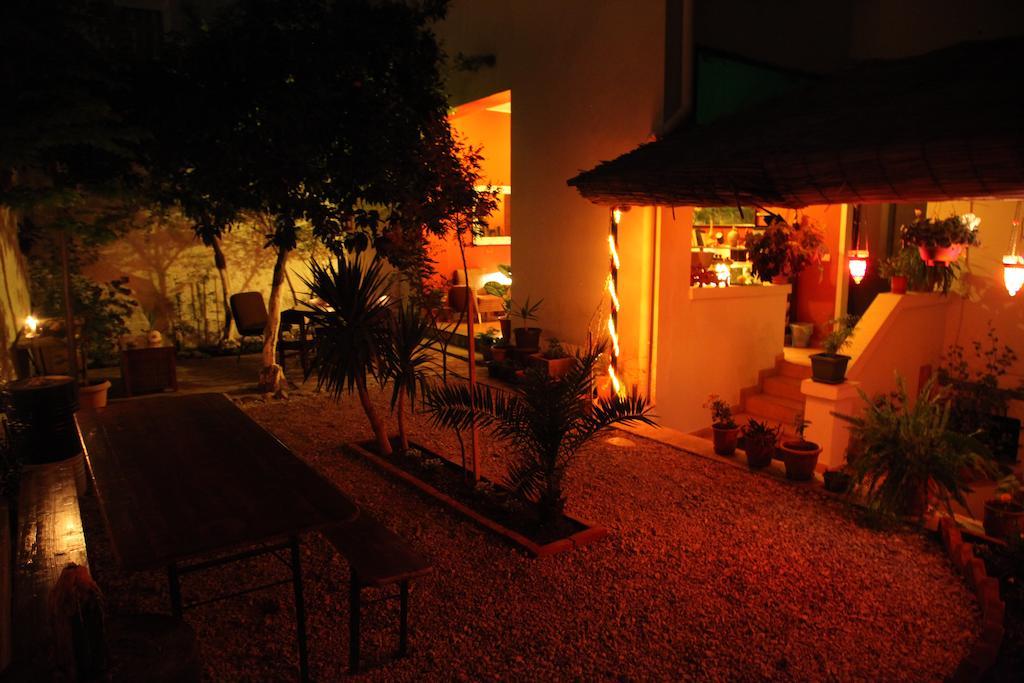 Trip'N'Hostel Тирана Екстериор снимка