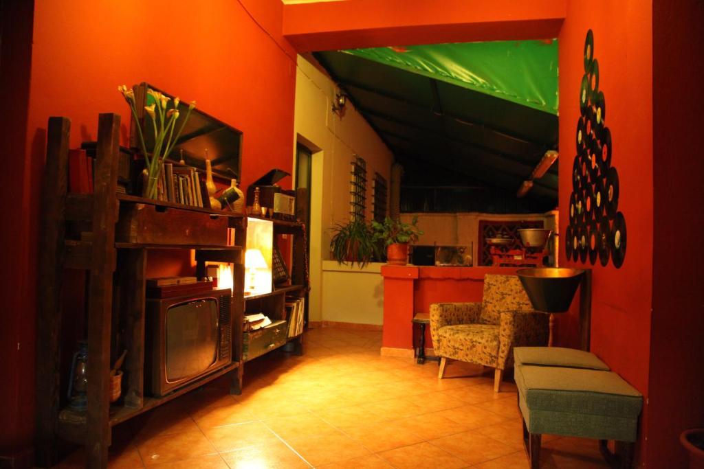 Trip'N'Hostel Тирана Екстериор снимка